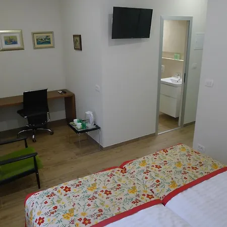 Nocleg ze śniadaniem Centre Zlatan Rooms&studio 3*