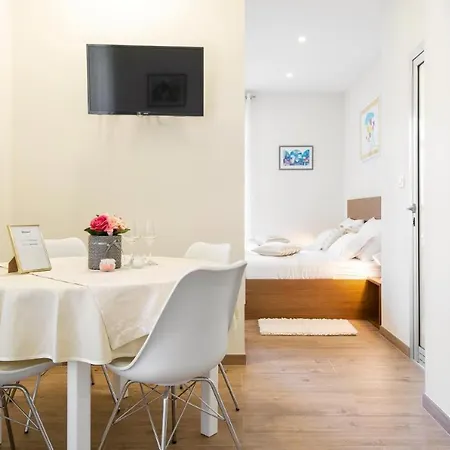 Nocleg ze śniadaniem Centre Zlatan Rooms&studio 3*