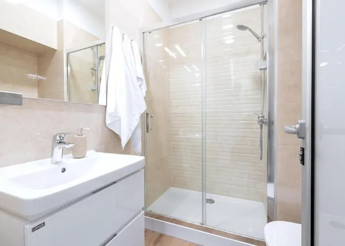Centre Zlatan Rooms&studio فندق مبيت وإفطار 3*