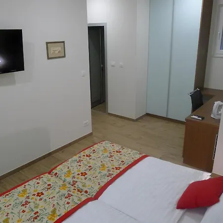 Centre Zlatan Rooms&studio Frühstückspension Split