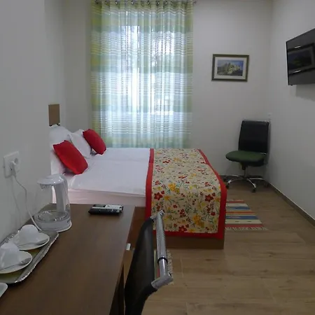 Centre Zlatan Rooms&studio スプリト